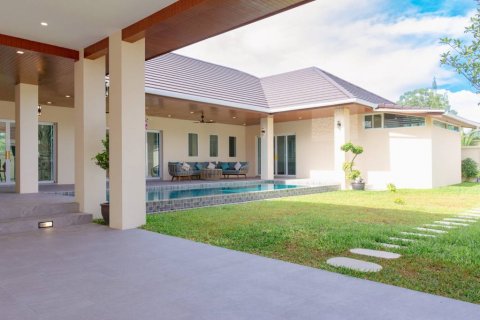 Вилла в Хуа Хине, Таиланд с 3 спальнями № 144263 - фото 1
