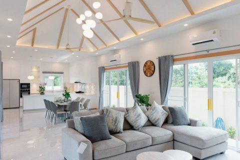 Вилла в Хуа Хине, Таиланд с 3 спальнями № 144263 - фото 5