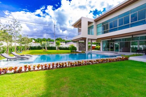 Вилла в Хуа Хине, Таиланд с 4 спальнями  № 144262 - фото 5