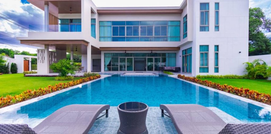 Вилла в Хуа Хине, Таиланд с 4 спальнями  № 144262