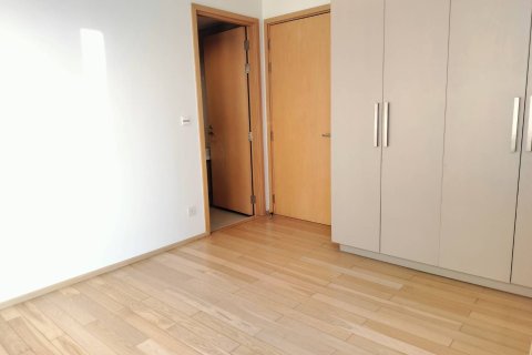 Condo in Khlong Toei, Bangkok, Thailand, 3 bedrooms № 160562 - photo 14