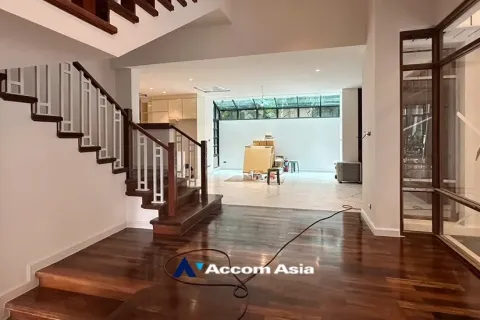 Maison à Watthana, Bangkok, Thaïlande 4 chambres № 217187