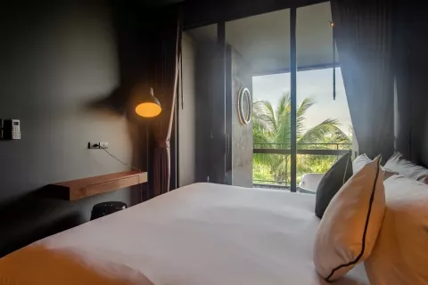 Condo à Phuket, Thaïlande, 2 chambres  № 145421 - photo 11