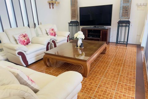 House in Pattaya, Thailand 3 bedrooms № 145420 - photo 25