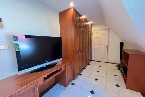 House in Pattaya, Thailand 3 bedrooms № 145420 - photo 8