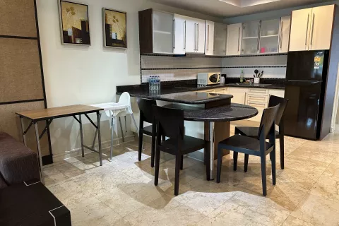 Condo in Phuket, Thailand, 2 bedrooms  № 136485 - photo 2