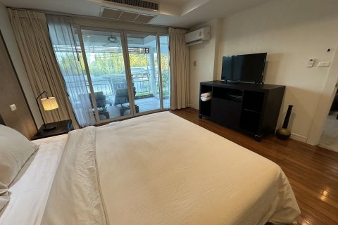 Condo in Phuket, Thailand, 2 bedrooms  № 136485 - photo 9