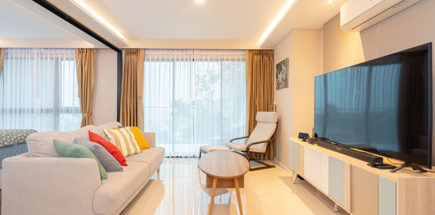 Studio in the Condo in Phuket, Thailand № 154636