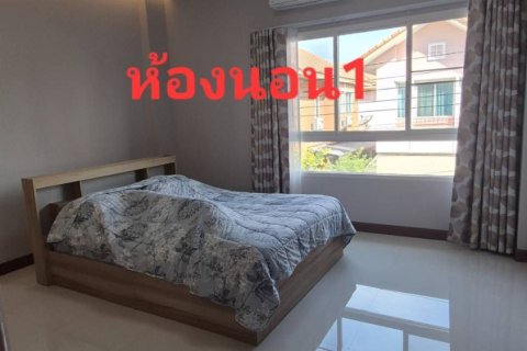 House in Samut Prakan, Thailand 3 bedrooms № 154632 - photo 17