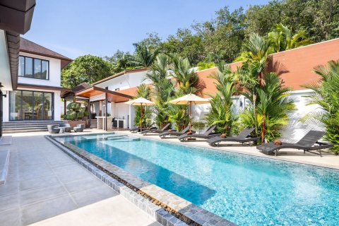 Villa in Rawai, Thailand 5 bedrooms № 154602 - photo 3