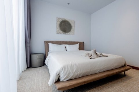 House in Bang Tao, Thailand 4 bedrooms № 154601 - photo 14