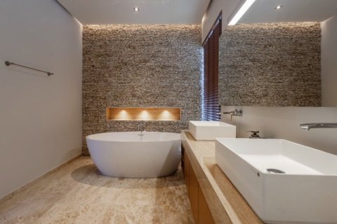 House in Bang Tao, Thailand 4 bedrooms № 154601 - photo 25