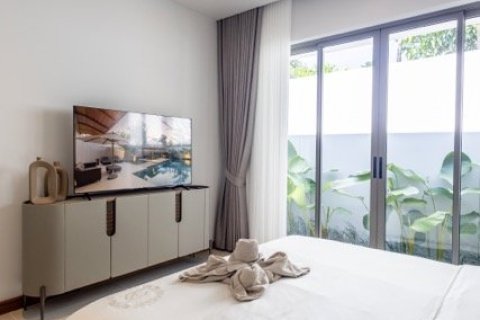 House in Bang Tao, Thailand 4 bedrooms № 154601 - photo 20