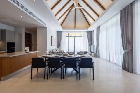 House in Bang Tao, Thailand 4 bedrooms № 154601 - photo 6