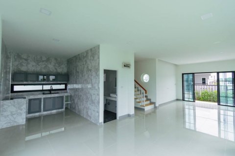 Villa in Hua Hin, Thailand 3 bedrooms № 154600 - photo 5