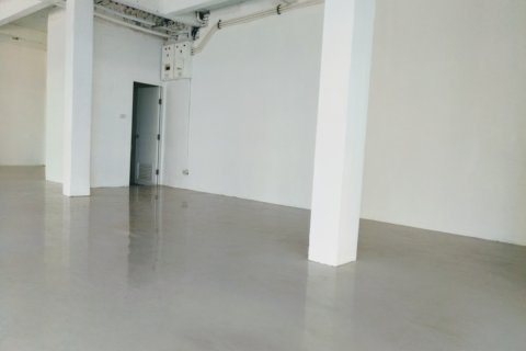 Propriété commerciale à Bangkok, Thaïlande 124.5 m2 № 200665 - photo 2