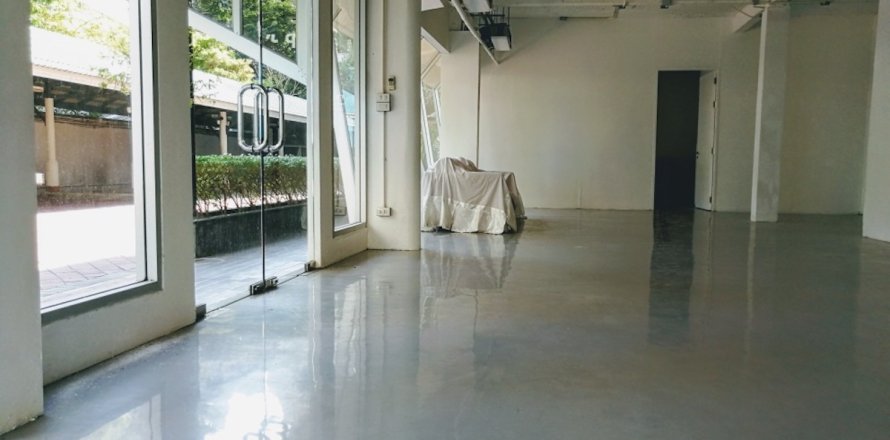 Propriété commerciale à Bangkok, Thaïlande 124.5 m2 № 200665
