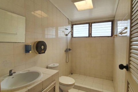 Коммерческая недвижимость в Ваттхане, Бангкок, Таиланд 300м2 № 200659 - фото 2