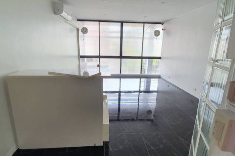 Коммерческая недвижимость в Ваттхане, Бангкок, Таиланд 300м2 № 200659 - фото 11