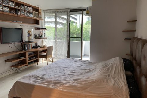 Condo à Khlong Toei, Bangkok, Thaïlande, 1 chambre № 200662 - photo 6