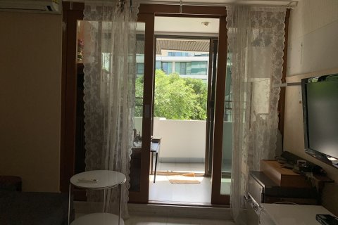 Condo à Khlong Toei, Bangkok, Thaïlande, 1 chambre № 200662 - photo 11