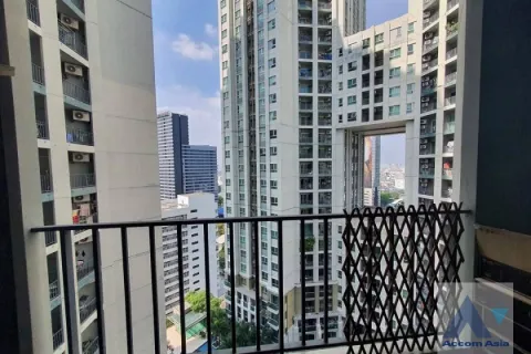 Eigentumswohnung in Huai Khwang, Bangkok, Thailand, 3 Schlafzimmer № 216080 - Foto 11