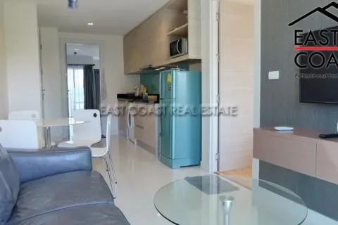 Condominio de 2 dormitorios en Pattaya, Tailandia № 212798 - foto 2