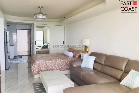 Estudio en el condominio en Jomtien Beach, Pattaya, Tailandia № 212800 - foto 19
