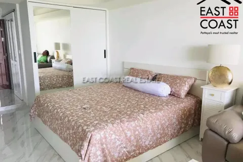 Estudio en el condominio en Jomtien Beach, Pattaya, Tailandia № 212800 - foto 24
