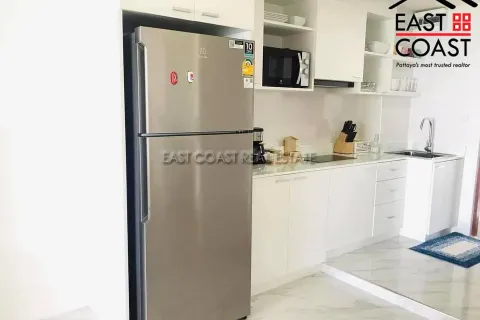 Estudio en el condominio en Jomtien Beach, Pattaya, Tailandia № 212800 - foto 12
