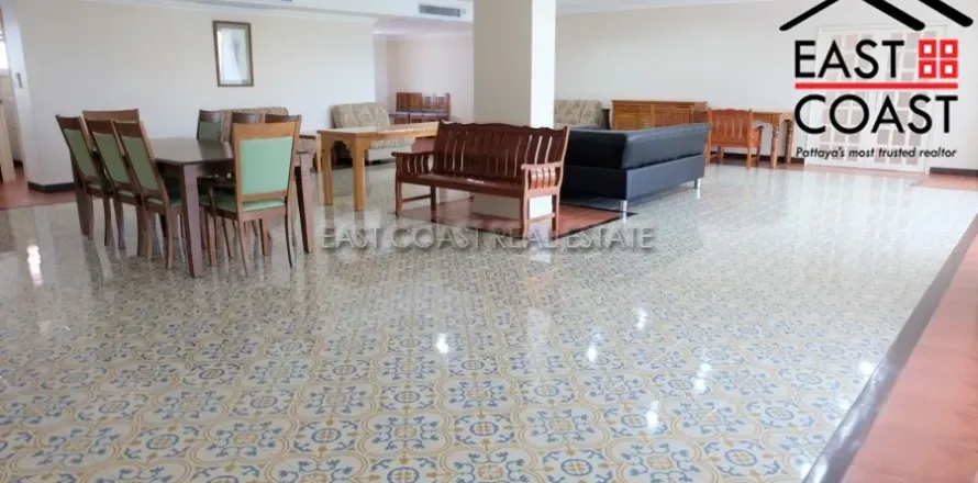 Condominio de 3 dormitorios en Pattaya, Tailandia № 212797