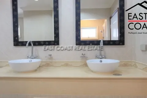 Condominio de 3 dormitorios en Pattaya, Tailandia № 212797 - foto 22