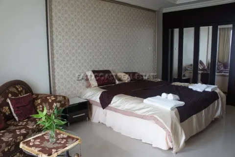 Estudio en el condominio en Pattaya, Tailandia № 212795 - foto 2