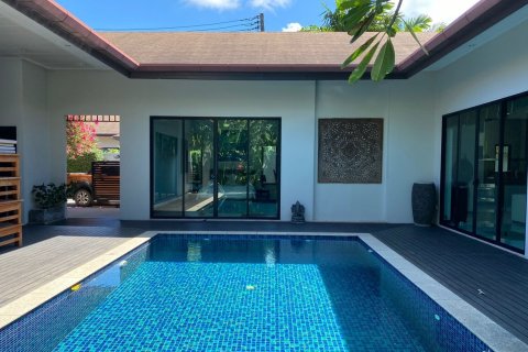 House in Bang Tao, Thailand 3 bedrooms № 59536 - photo 2