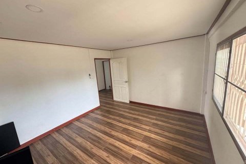 Дом в Суан Луанге, Бангкок, Таиланд с 5 спальнями  № 173646 - фото 15