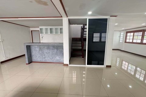 Дом в Суан Луанге, Бангкок, Таиланд с 5 спальнями  № 173646 - фото 16