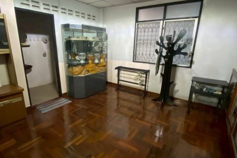 Дом в Хуай Кванге, Бангкок, Таиланд с 4 спальнями  № 173650 - фото 17