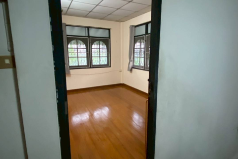 Дом в Хуай Кванге, Бангкок, Таиланд с 4 спальнями  № 173650 - фото 10