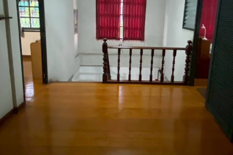 Дом в Хуай Кванге, Бангкок, Таиланд с 4 спальнями  № 173650 - фото 11