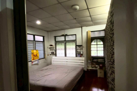 Дом в Хуай Кванге, Бангкок, Таиланд с 4 спальнями  № 173650 - фото 13