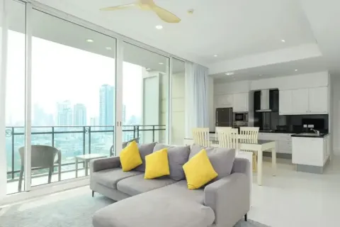 Condo in Watthana, Bangkok, Thailand, 2 bedrooms  № 173651 - photo 1