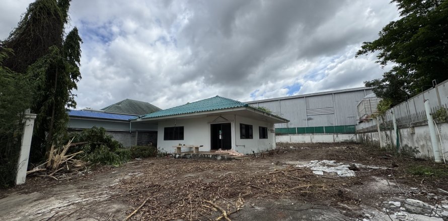 Terrain à Bang Na, Bangkok, Thaïlande 792 m2 № 173645