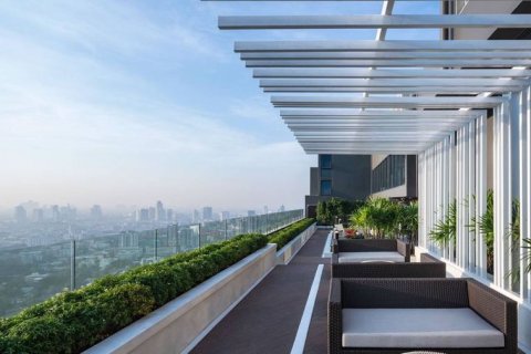 Кондоминиум с 3 спальнями в Бангкоке, Таиланд № 143216 - фото 23