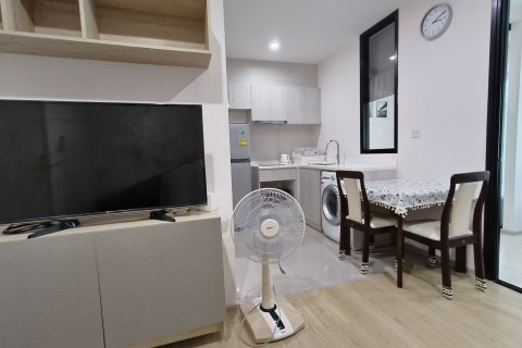 Condo à Huai Khwang, Bangkok, Thaïlande, 2 chambres  № 152862 - photo 2