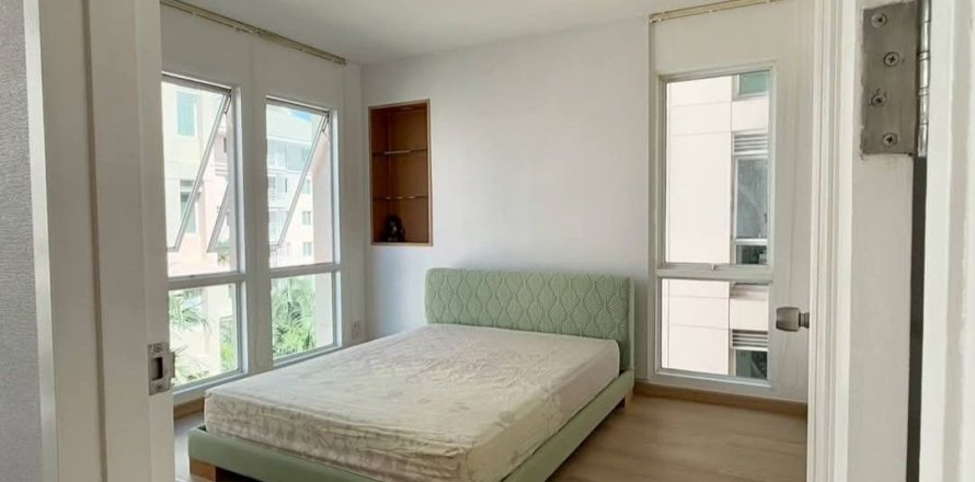 Студия в кондо в Сатхоне, Бангкок, Таиланд № 152865