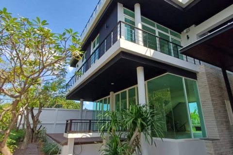 Maison à Suan Luang, Bangkok, Thaïlande 5 chambres № 155446 - photo 1