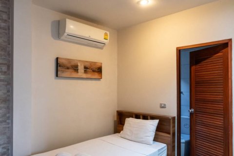 Villa in Rawai, Thailand 4 bedrooms № 155445 - photo 9