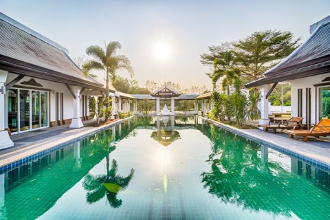 Villa in Khok Kloi, Thailand 4 bedrooms № 223310