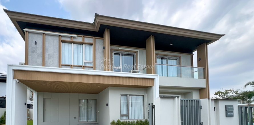 Дом в Банг Ламунге, Таиланд с 4 спальнями  № 171465