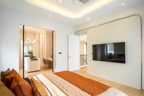 Haus in Bang Lamung, Thailand 4 Schlafzimmer № 171461 - Foto 30